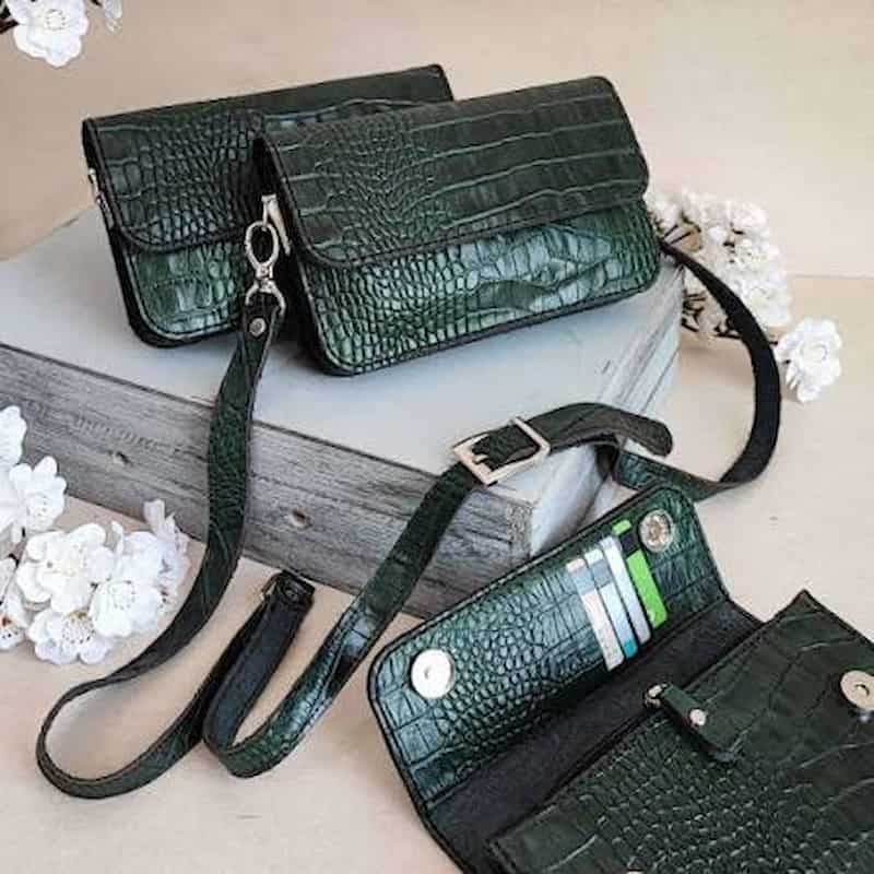 کیف چرمی سبز انتخابی مناسب برای استایل مدرن و کلاسیک